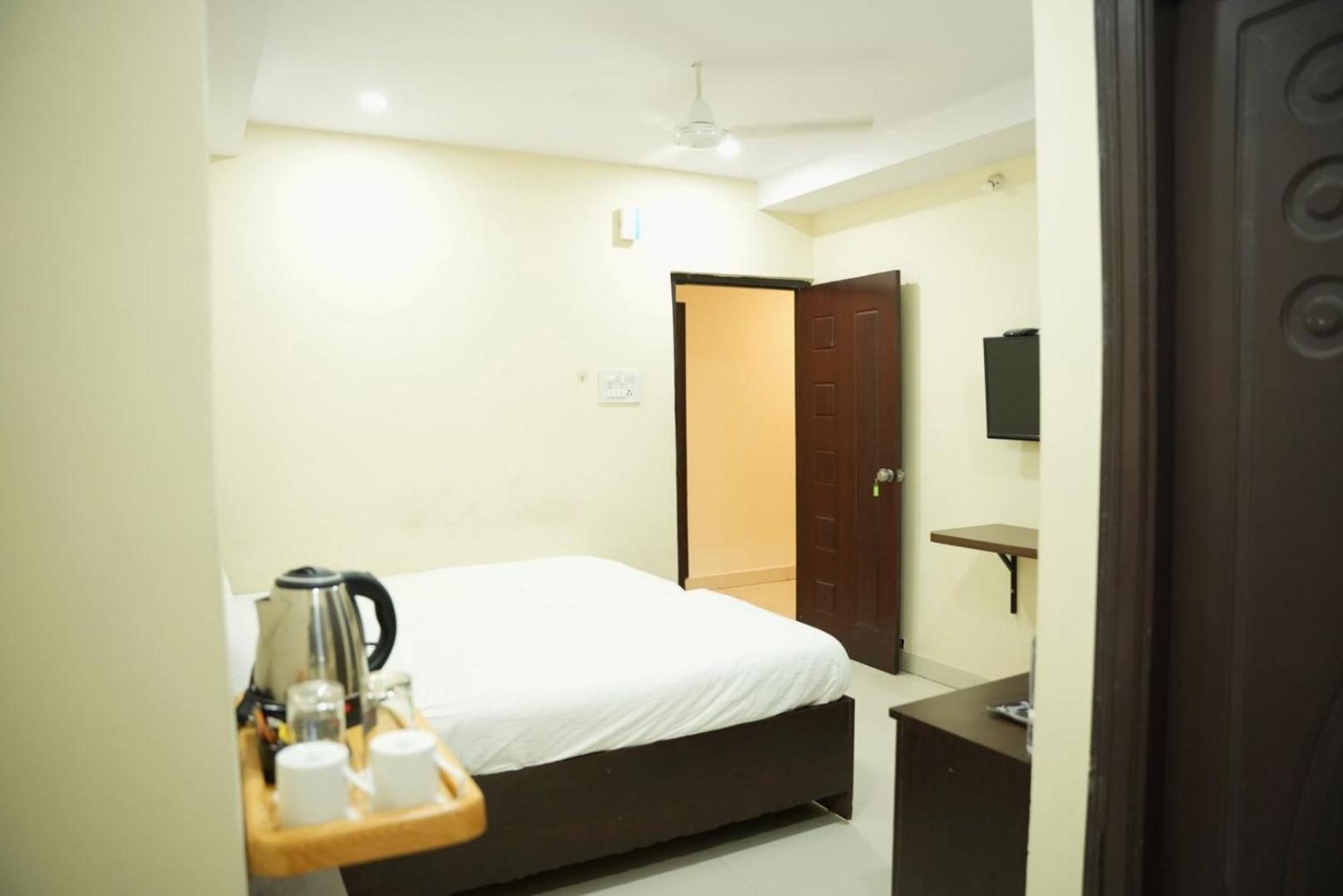 Da Lara Suites Kondapur  Luaran gambar